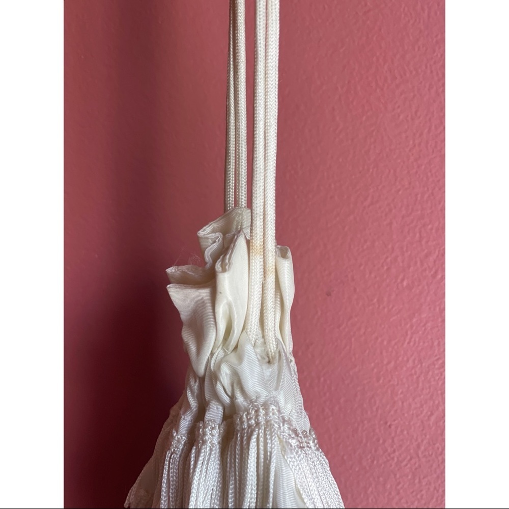 VINTAGE ANTIQUE tassel pouch - Picture 4 of 5